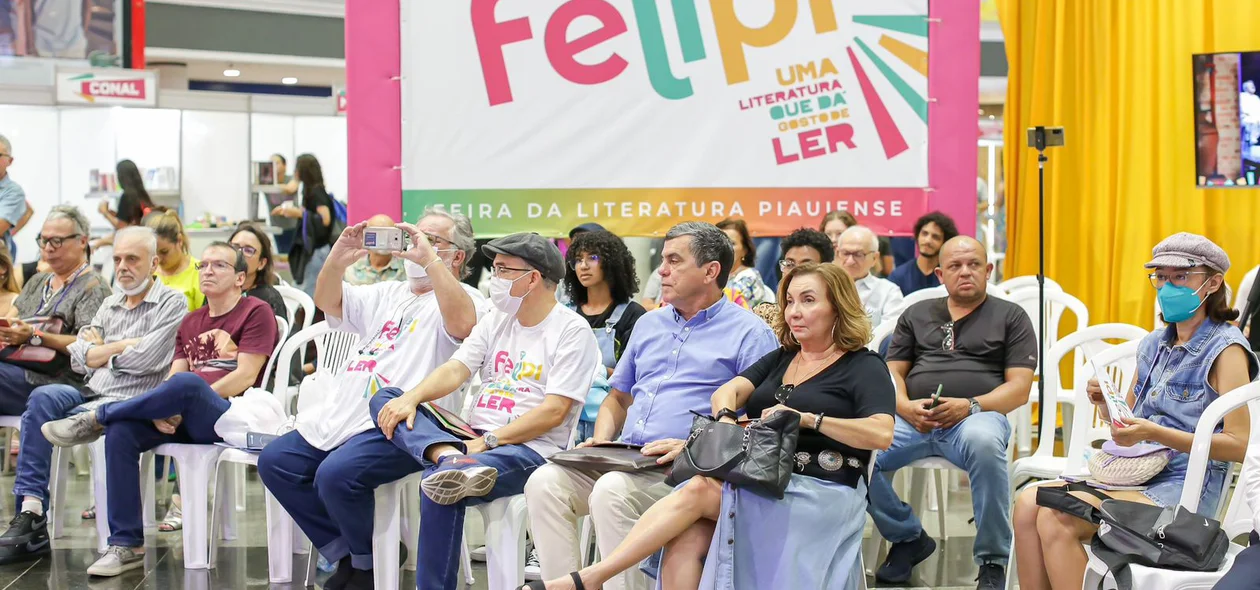 Debate ocorreu durante Felipi, realizado no Shopping Riverside
