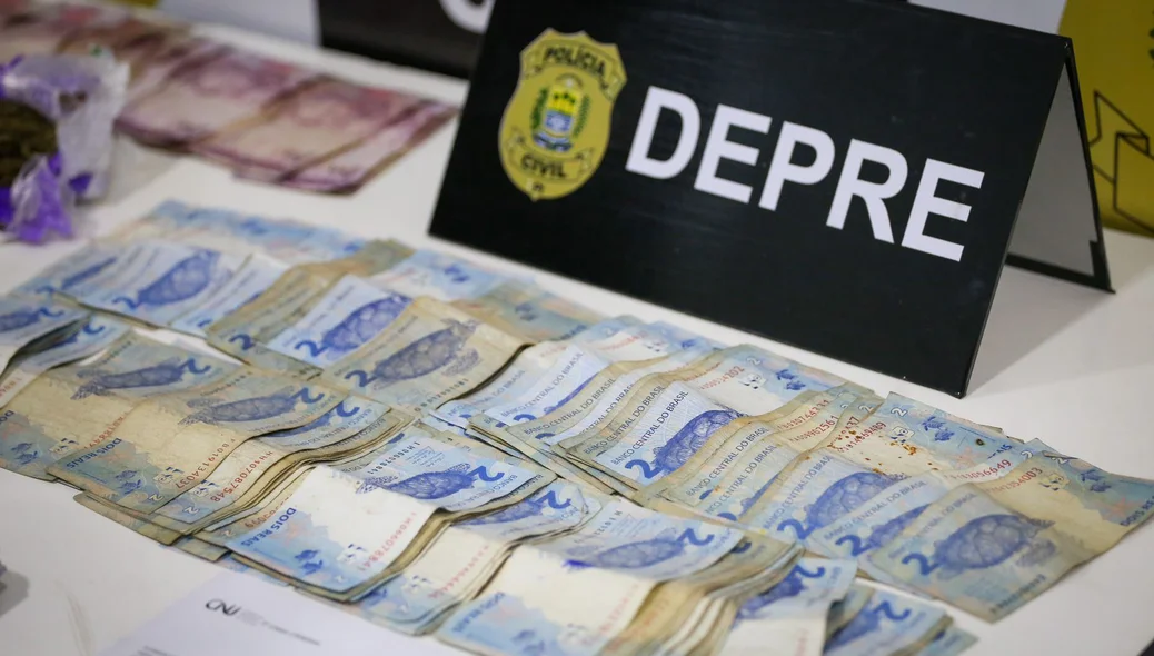 Dinheiro apreendido pela DEPRE