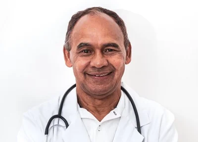 Dr. José Luís