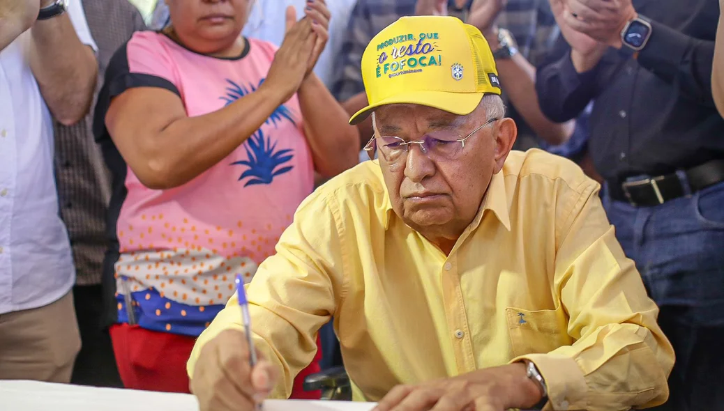 Dr. Pessoa autoriza obra de recuperação da Avenida Camilo Filho