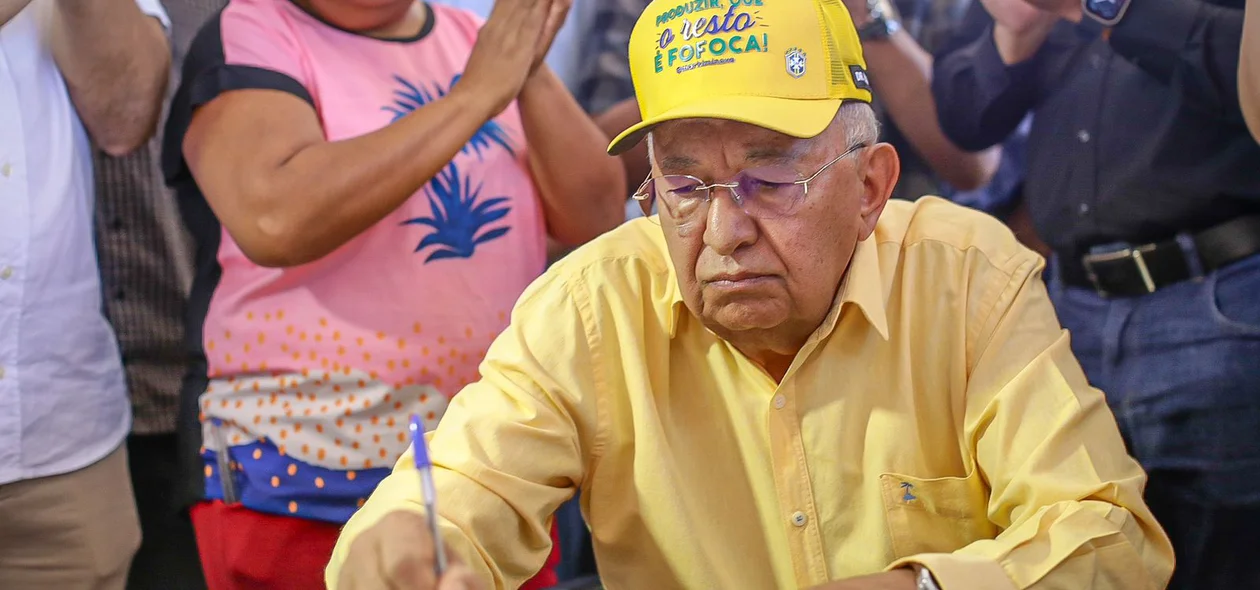Dr. Pessoa autoriza obra de recuperação da Avenida Camilo Filho