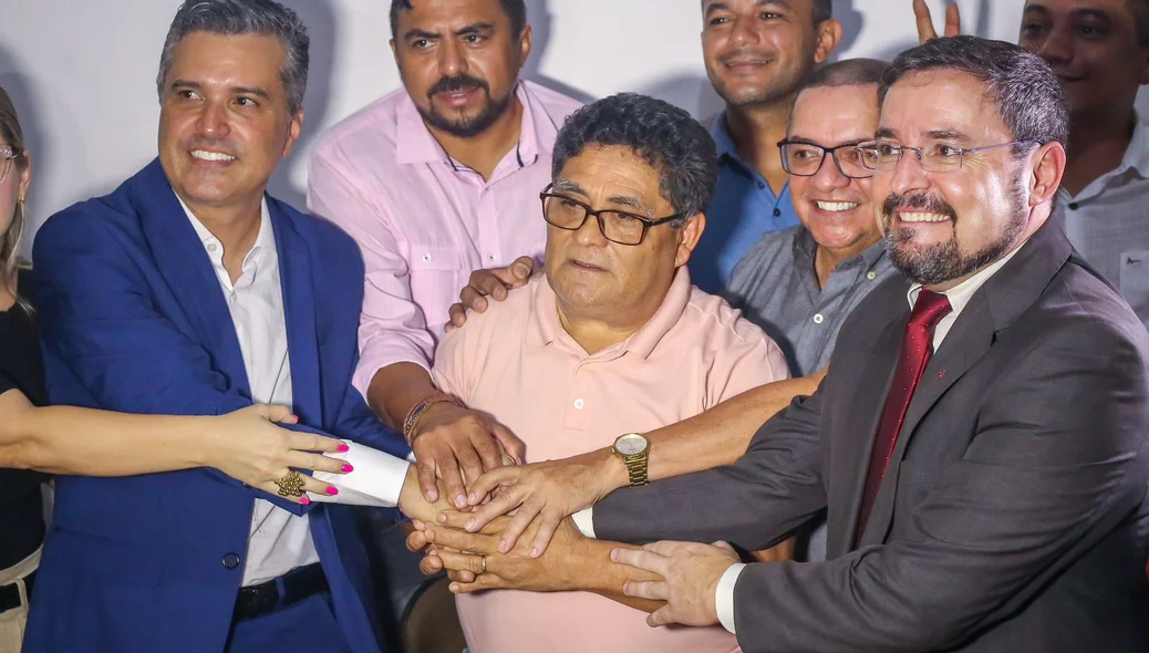 Dr. Vinicius quer unificar nome de Fábio Novo