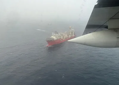Embarcação da Guarda Costeira dos EUA procura submersível desaparecido no Atlântico com cinco pessoas a bordo