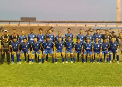 Equipe sub-17 do Tiradentes