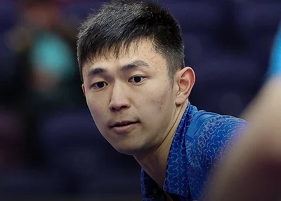 Eric Jouti vence sul-coreano no Munidal de Tênis de Mesa