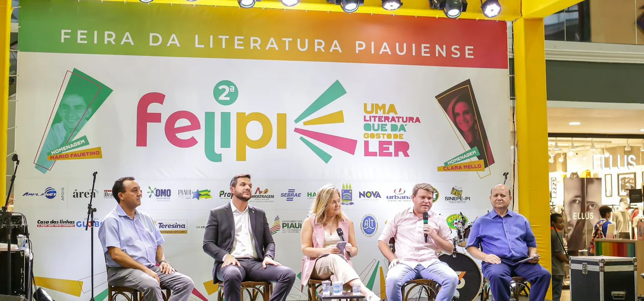 Evento contou com participação de secretários da Educação, jornalista e representante das escolas