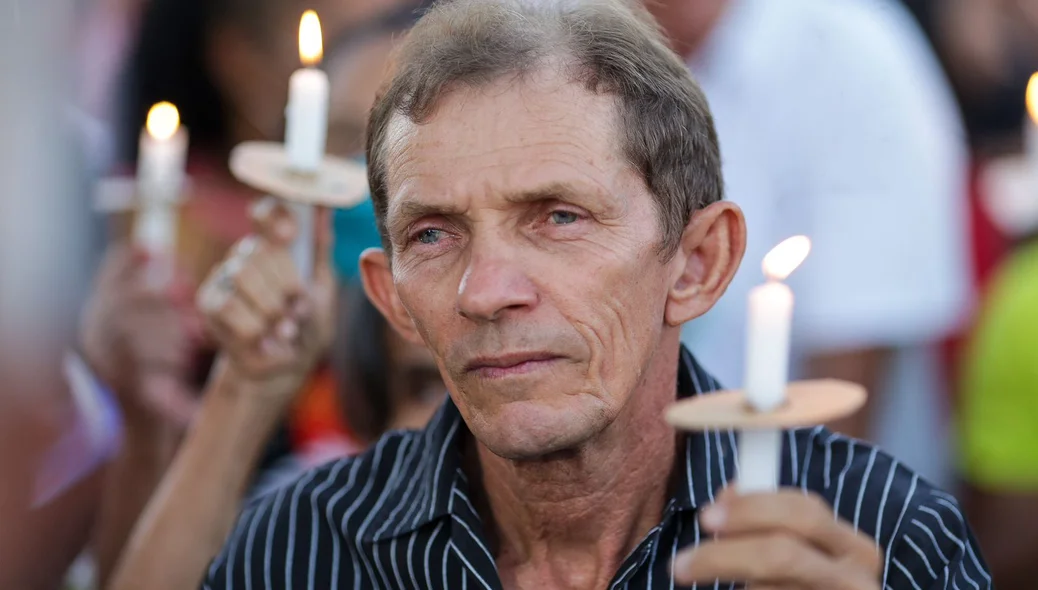 Fiéis acompanham festejo de São Pedro em Teresina