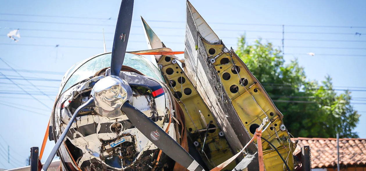 Frente avião que caiu no Poti Velho