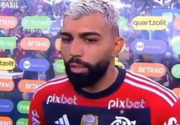 Gabigol troca farpas com Erik Faria, repórter da Globo