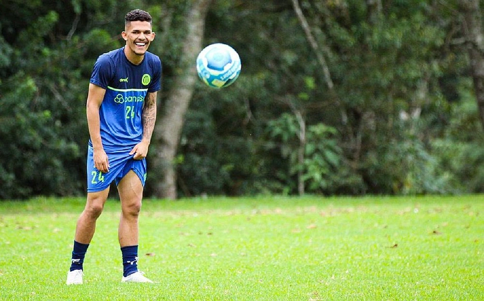 Gabriel Tota, ex-jogador do Ypiranga, foi um dos atletas banidos no futebol