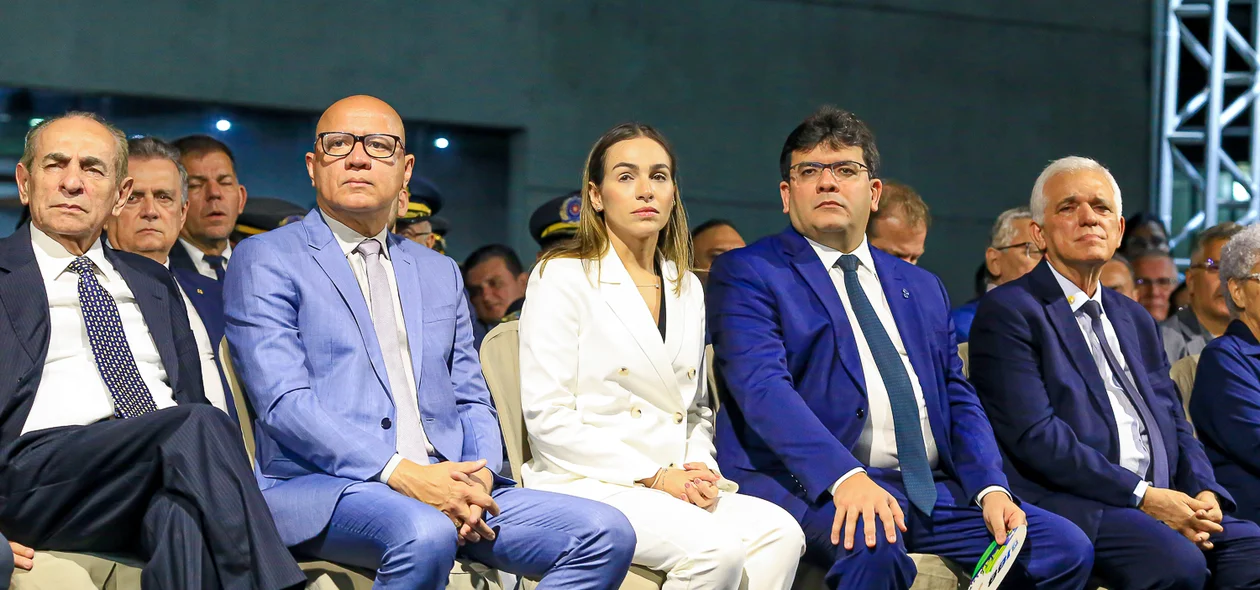 Governador Rafael Fonteles promoveu mais de 2 mil policiais