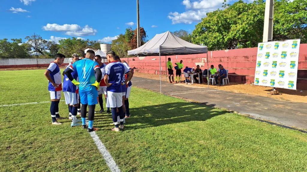 Jogadores reunidos