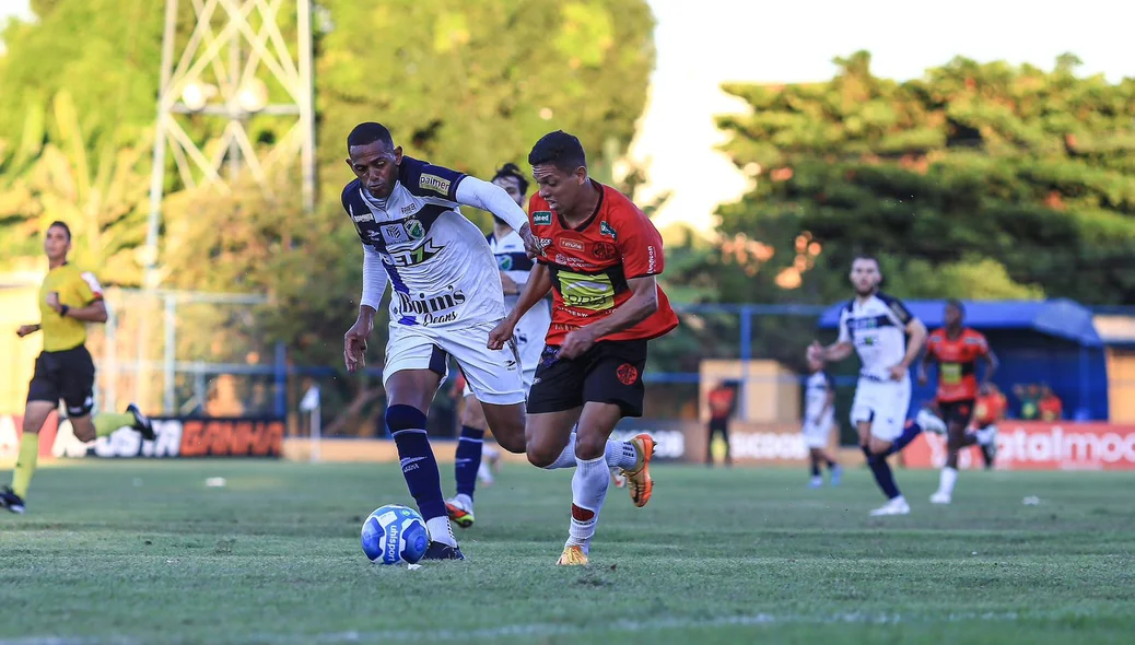 Jogo ficou bastante pegado no segundo tempo