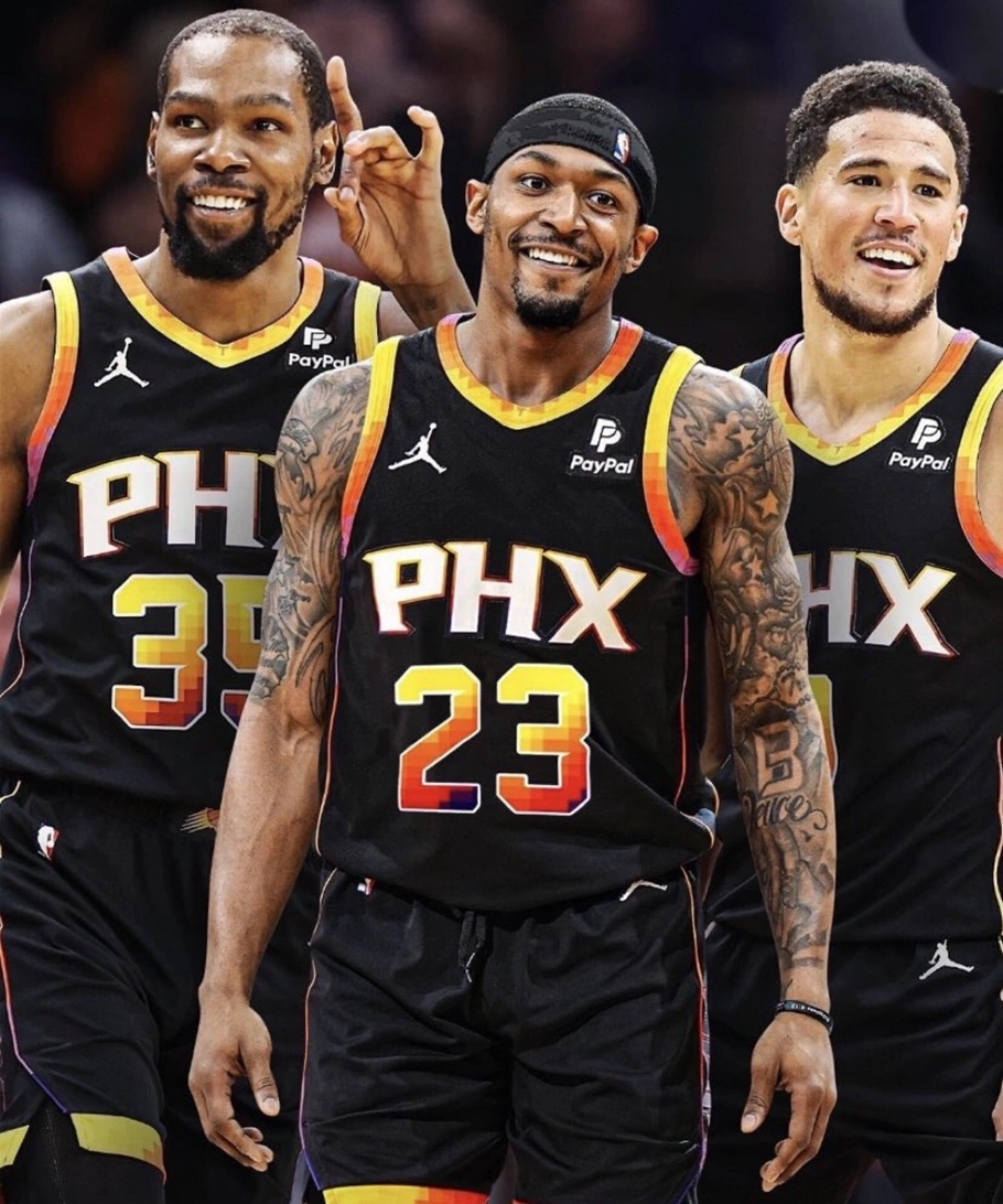 Kevin Durant, Breadley Beal e Devin Booker formam o primeiro supertime da temporada