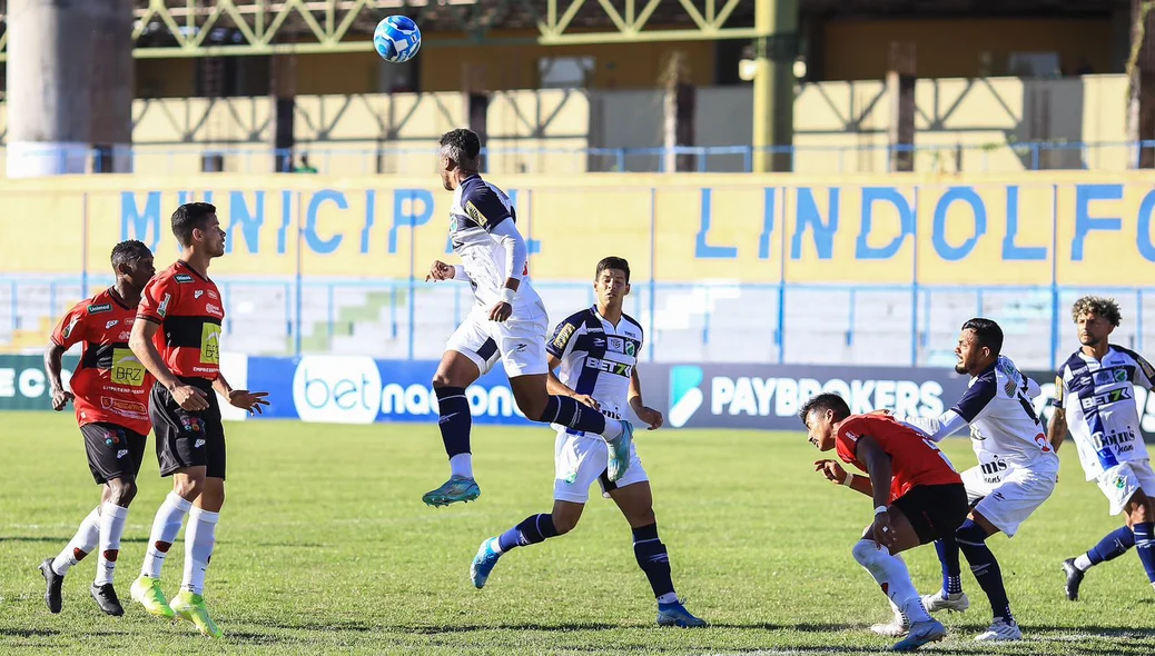 Lance que levou muito perigo para o time do Altos