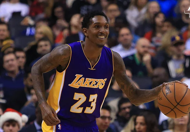 Lou Williams anuncia aposentadoria após 17 temporadas na NBA