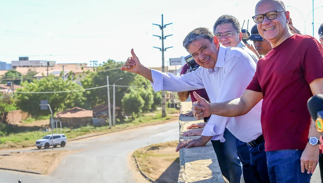 Wellington Dias e Deputado Franzé Silva em visita ao viaduto do marcado do peixe
