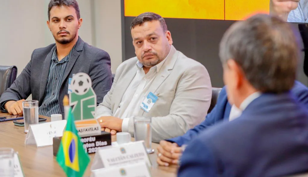 Ministro Wellington Dias recebe presidente da CUFA Piauí em Brasília