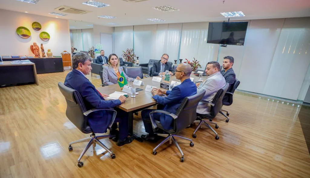 Ministro Wellington Dias recebe presidente da CUFA Piauí em Brasília