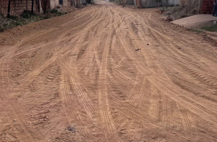 Nivelação da rua Boaventura Correia