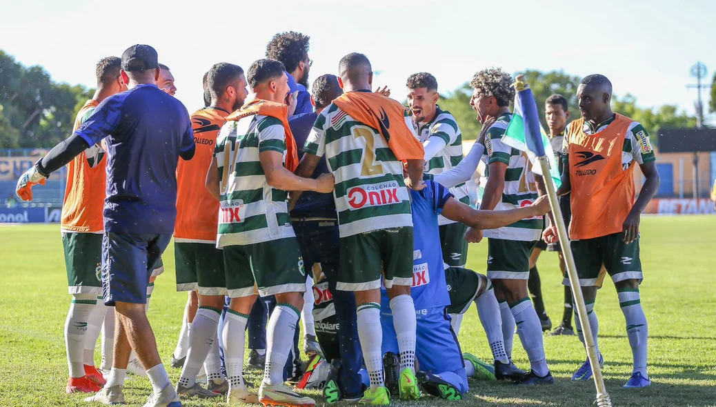 O Altos abriu vantagem de dois gols, mas perdeu