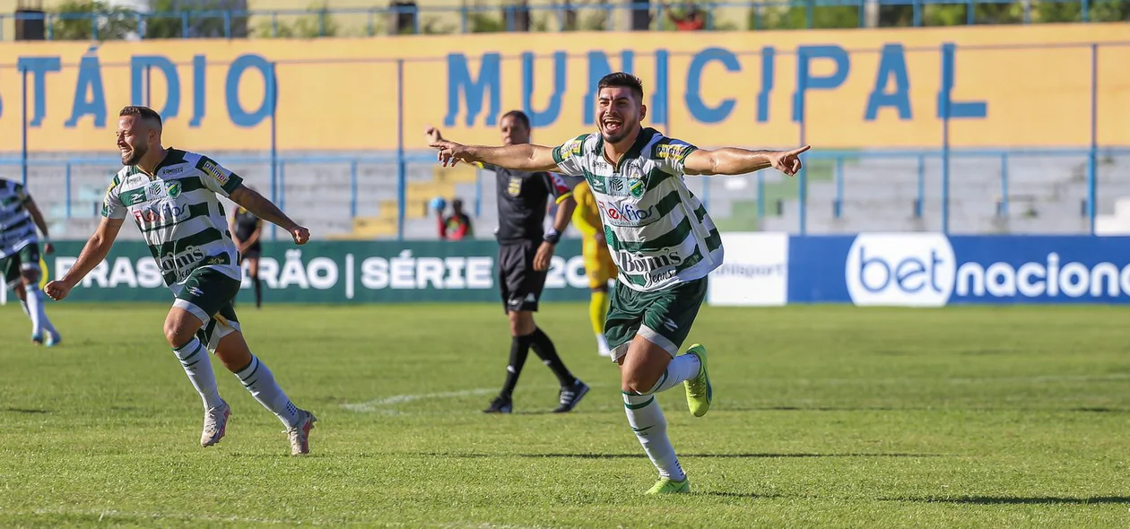 O Altos mostrou bom jogo, porém, sofreu a perda