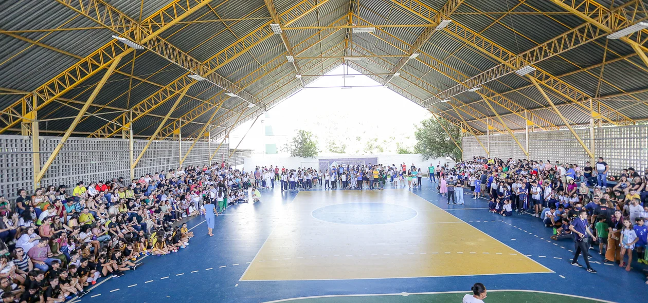 O evento aconteceu no ginásio da Estácio