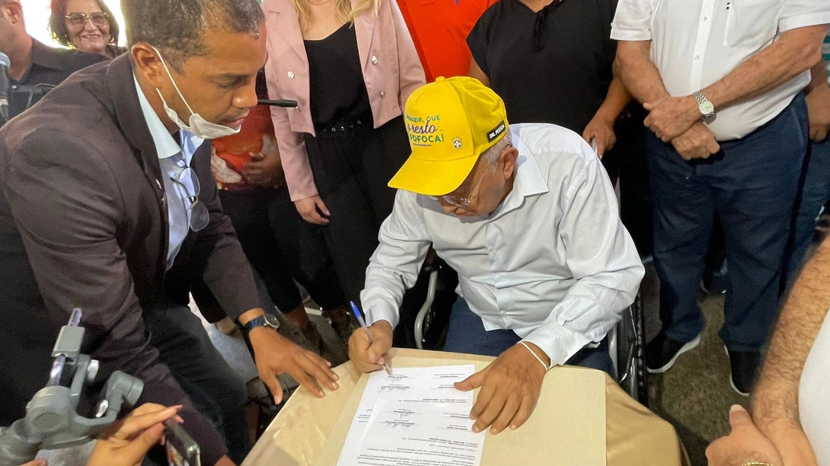 Ordem de serviço para reformar o Mercado do Dirceu I foi assinada pelo prefeito Dr. Pessoa
