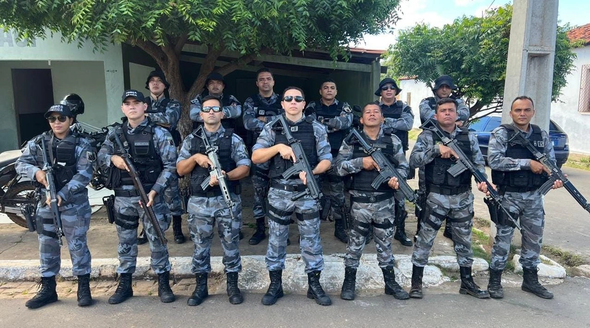 Policiais da 2ª Cia do 14° BPM de Simplício Mendes