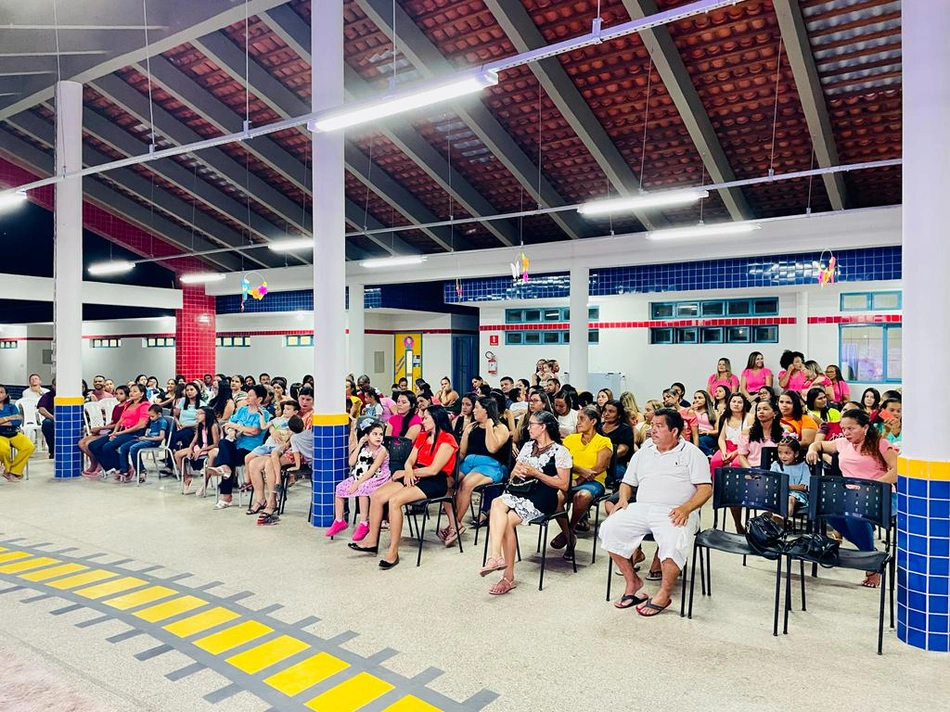 Prefeito de União entrega reforma de creche