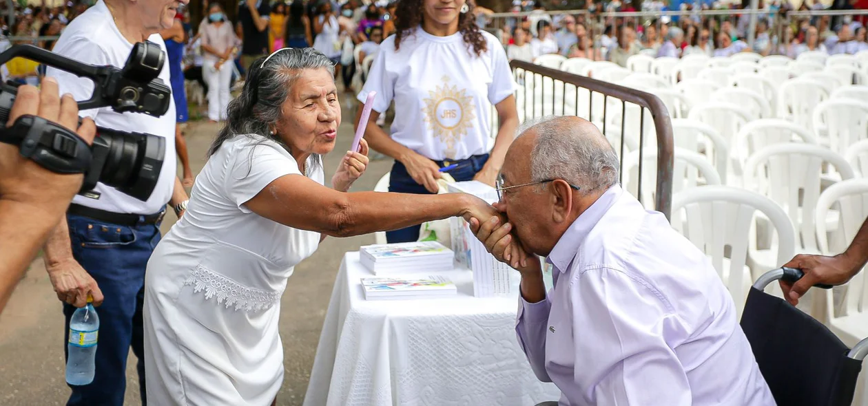 Prefeito Dr. Pessoa e fiéis