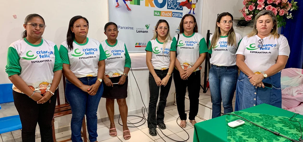 Prefeitura de Esperantina realiza entrega de enxovais