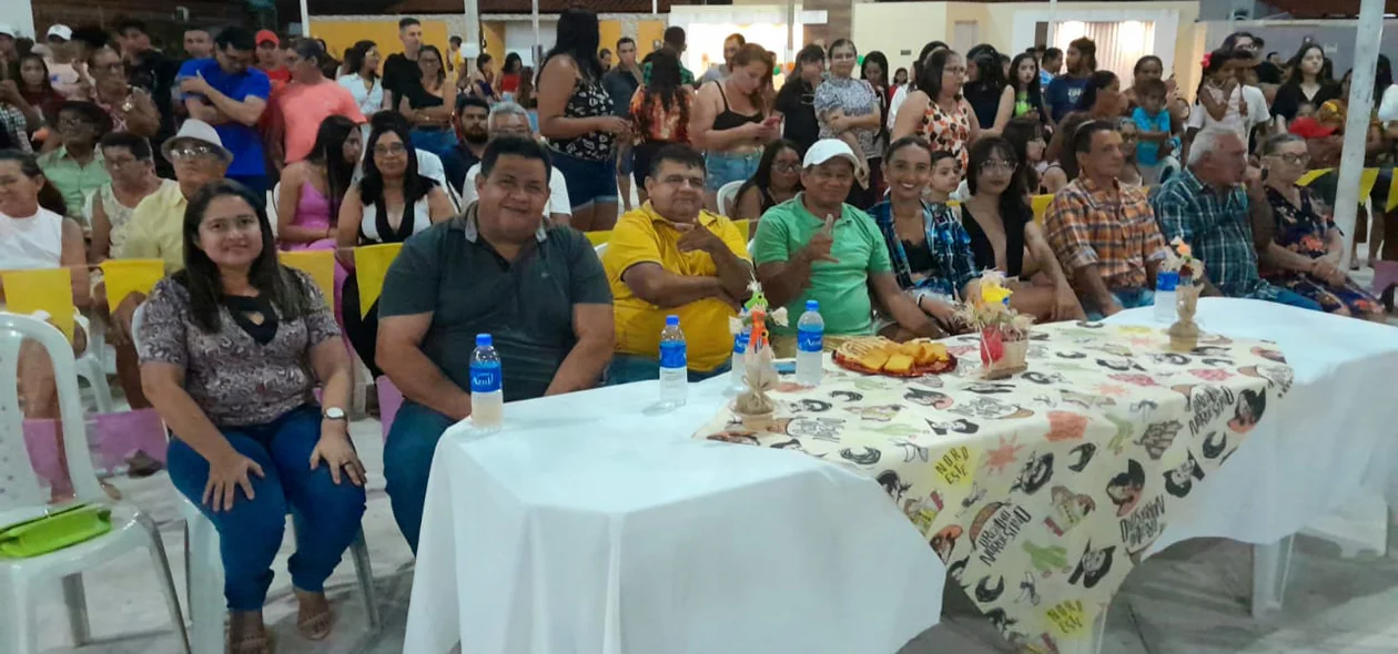 Prefeitura de São João da Fronteira realiza "Arraiá da Mió Idade"