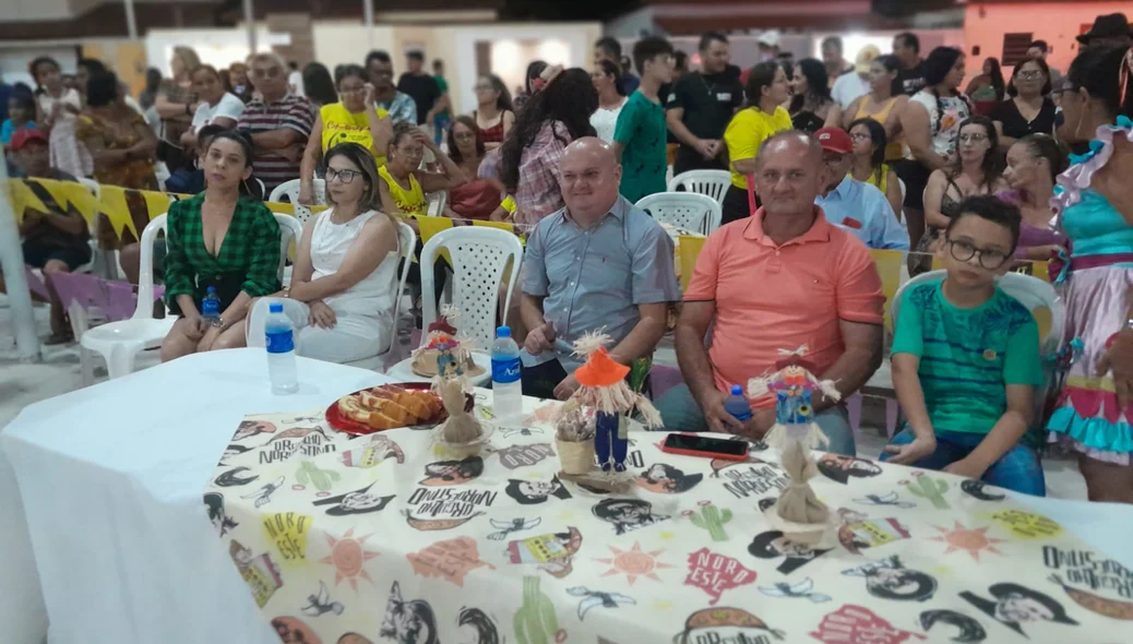 Prefeitura de São João da Fronteira realiza "Arraiá da Mió Idade"