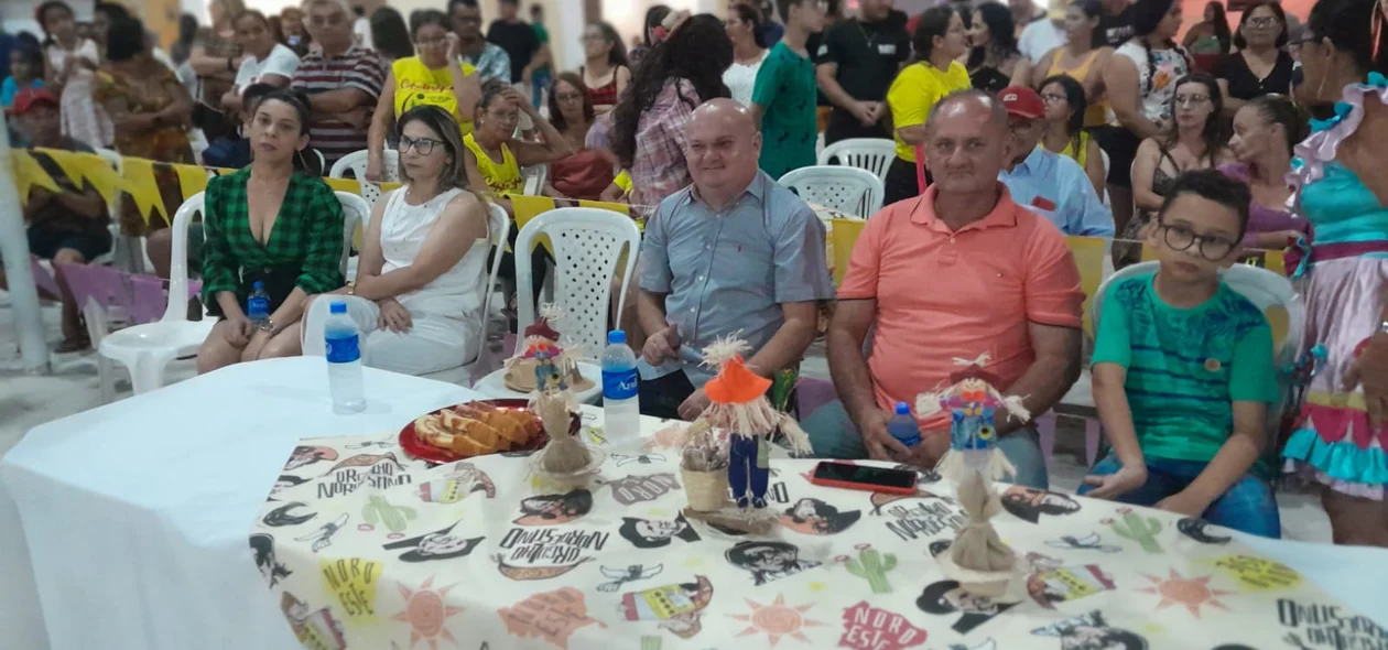Prefeitura de São João da Fronteira realiza "Arraiá da Mió Idade"