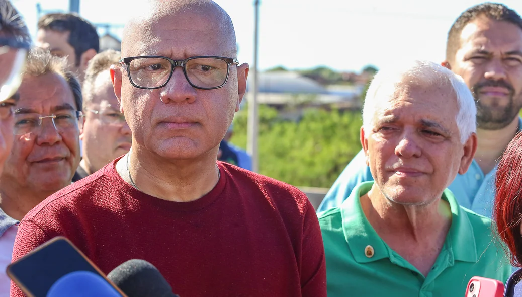 Presidente da ALEPI, Franzé Silva, e Governador em exercício, Themístocles Filho