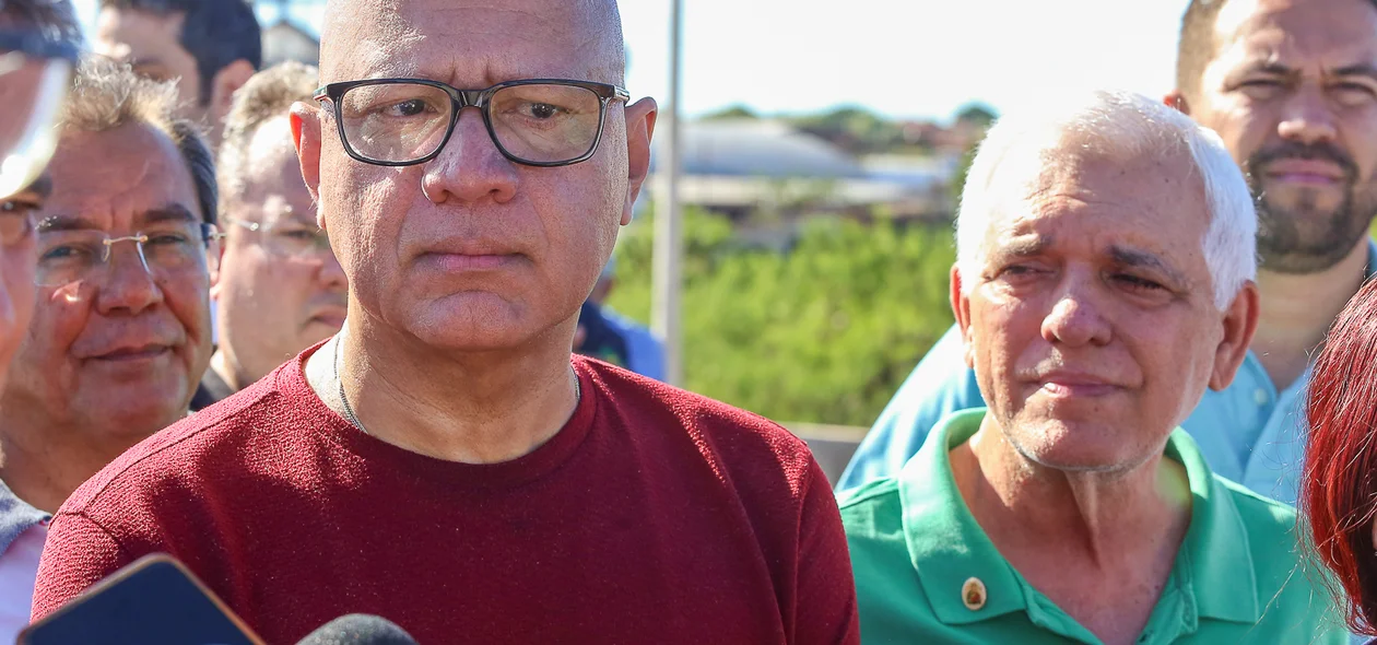 Presidente da ALEPI, Franzé Silva, e Governador em exercício, Themístocles Filho