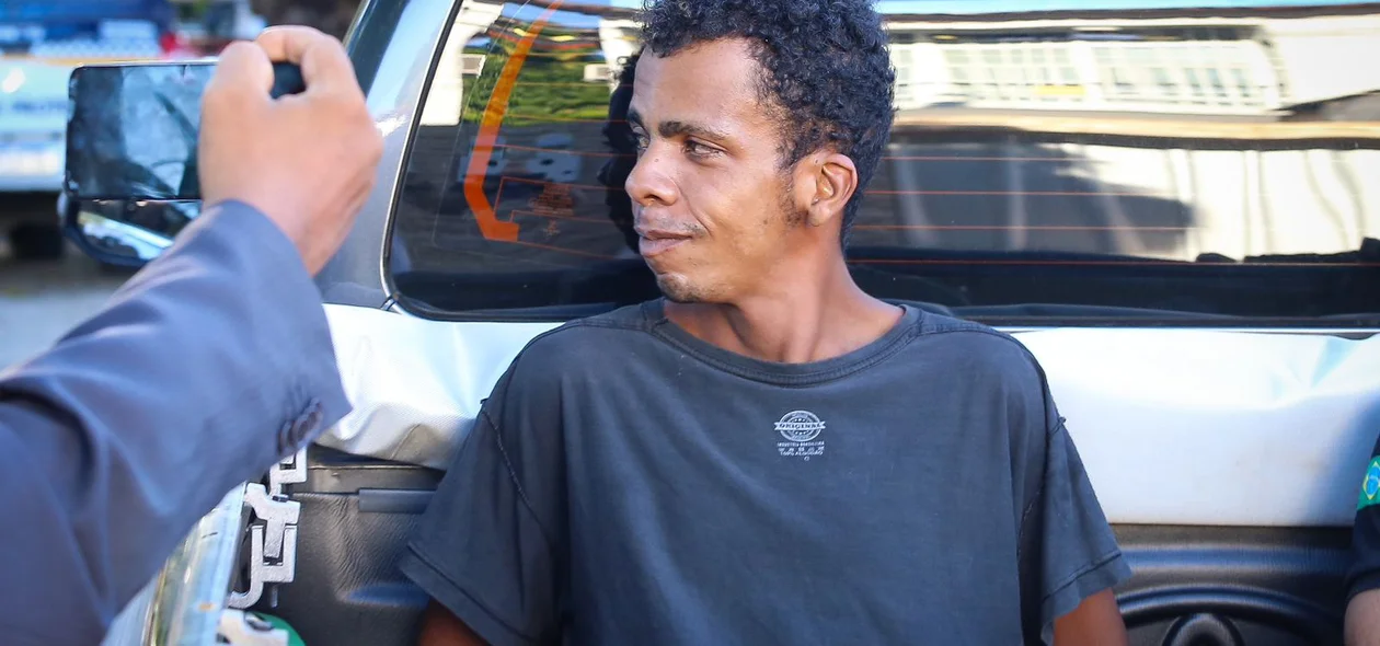 Preso conduzido para a sede da DEPRE