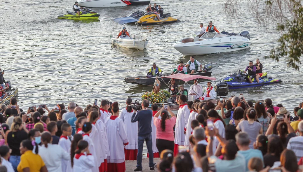 Procissão fluvial de São Pedro