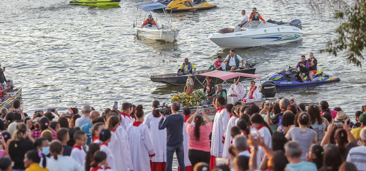 Procissão fluvial de São Pedro