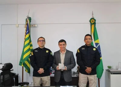 Procurador-chefe do MPT e Superintendente da PRF