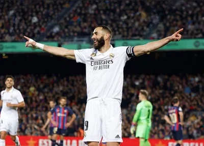 Real Madrid anuncia saída de Karim Benzema da equipe