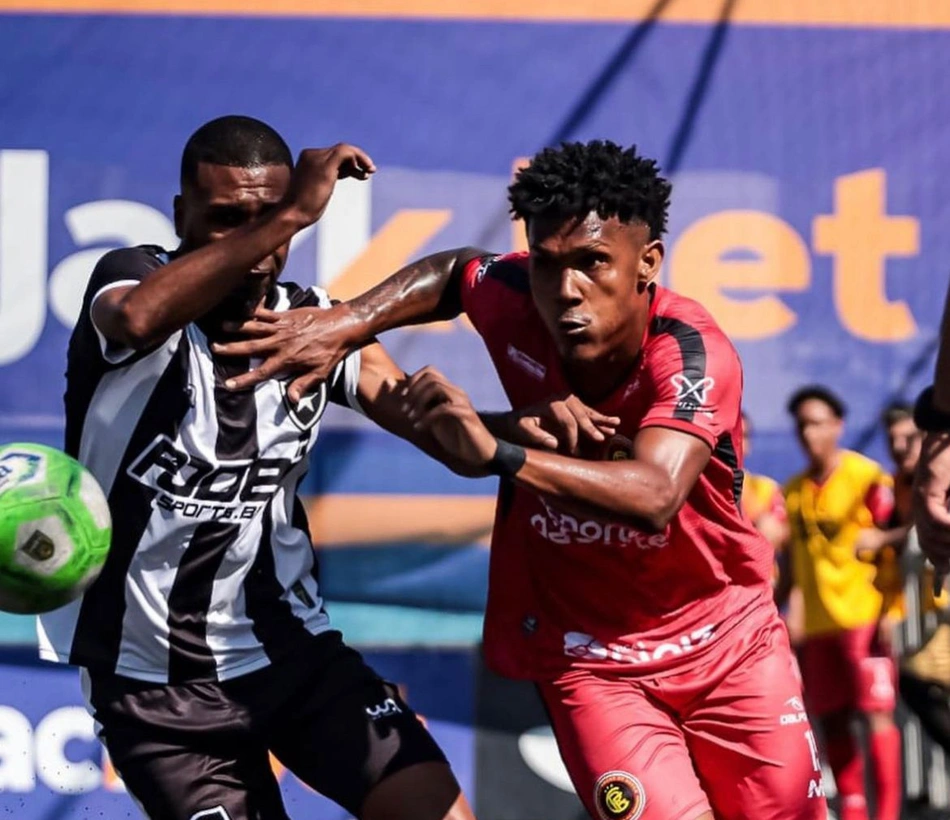 Resenha sofre derrota por 2 a 1 para o Botafogo