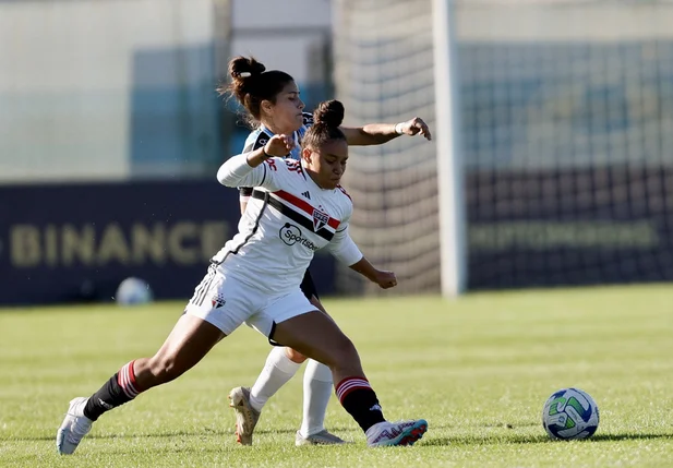 São Paulo vence Grêmio por 3 a 0 e garante vaga nas quartas de final do Brasileiro Feminino