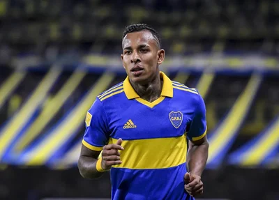 Sebastián Villa