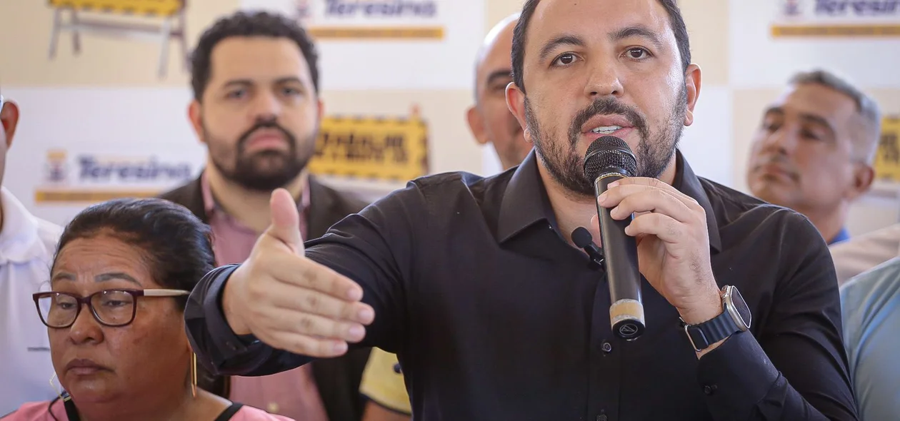 Secretário da Eturb João Duarte