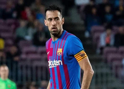 Sergio Busquets atualmente joga no Barcelona