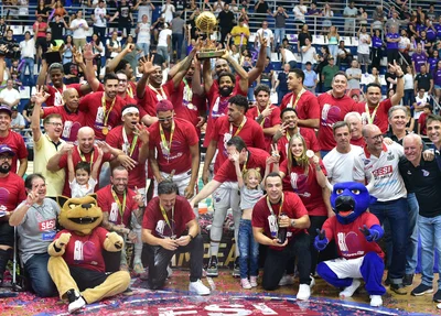 Sesi Franca vence o jogo 5 e conquista o bicampeonato na NBB