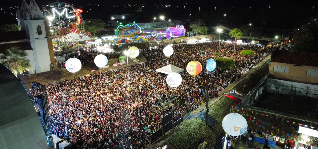 Show do Desejo de Menina lotou o Festejo de Santo Antônio em Campo Maior