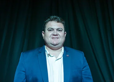 Tairo mesquita, prefeito de Santo Inácio